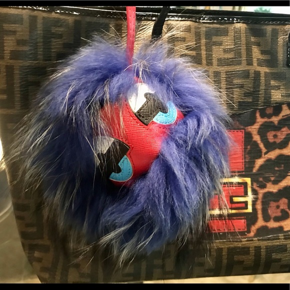 💠RARE FENDI BUG CHARM💠 - Picture 1 of 6